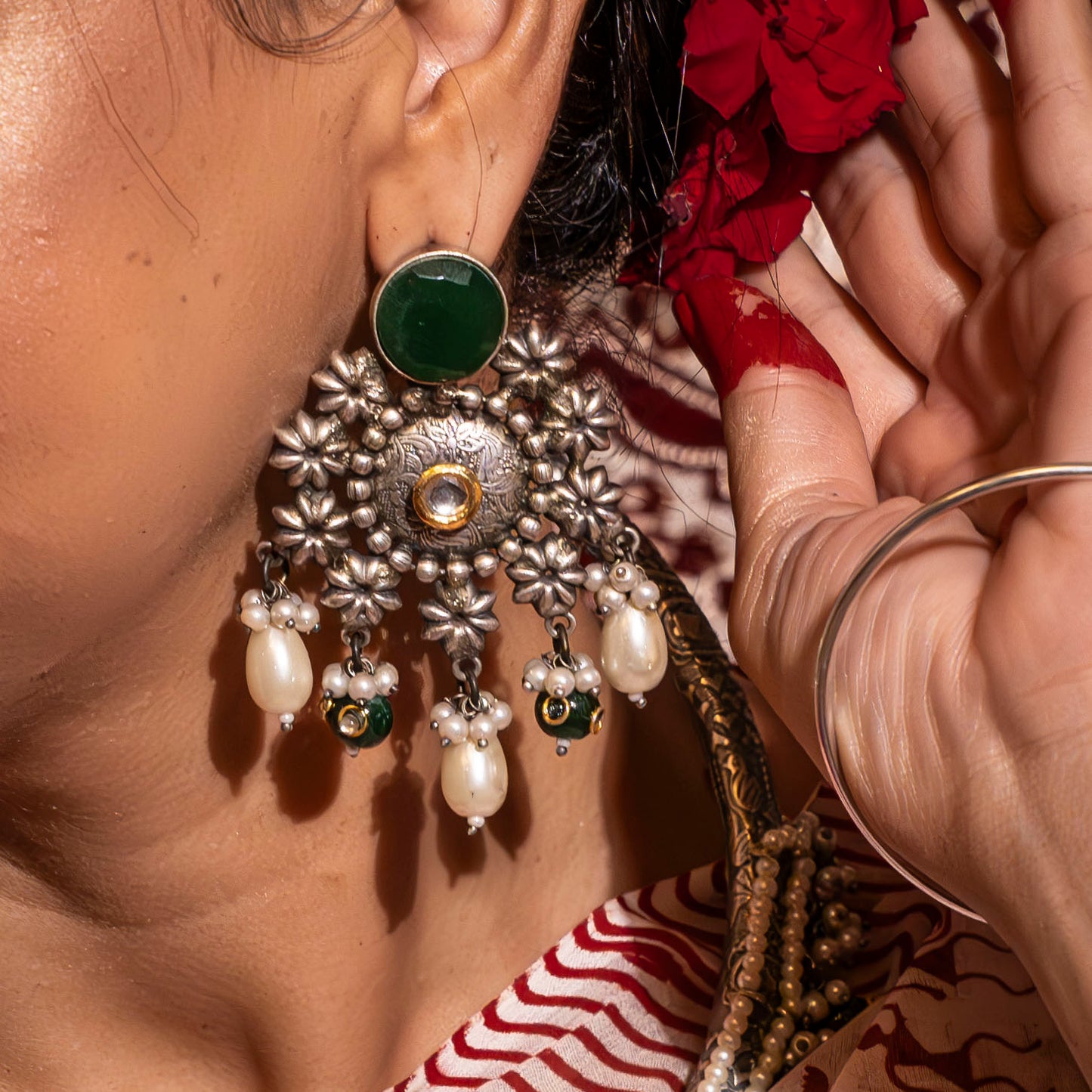 Shriya Necklace Set