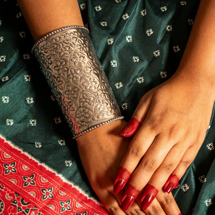 HANDCRAFTED KADA COLLECTION