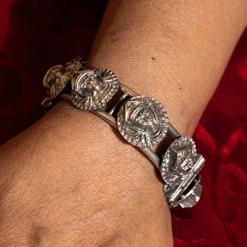 HANDCRAFTED KADA COLLECTION