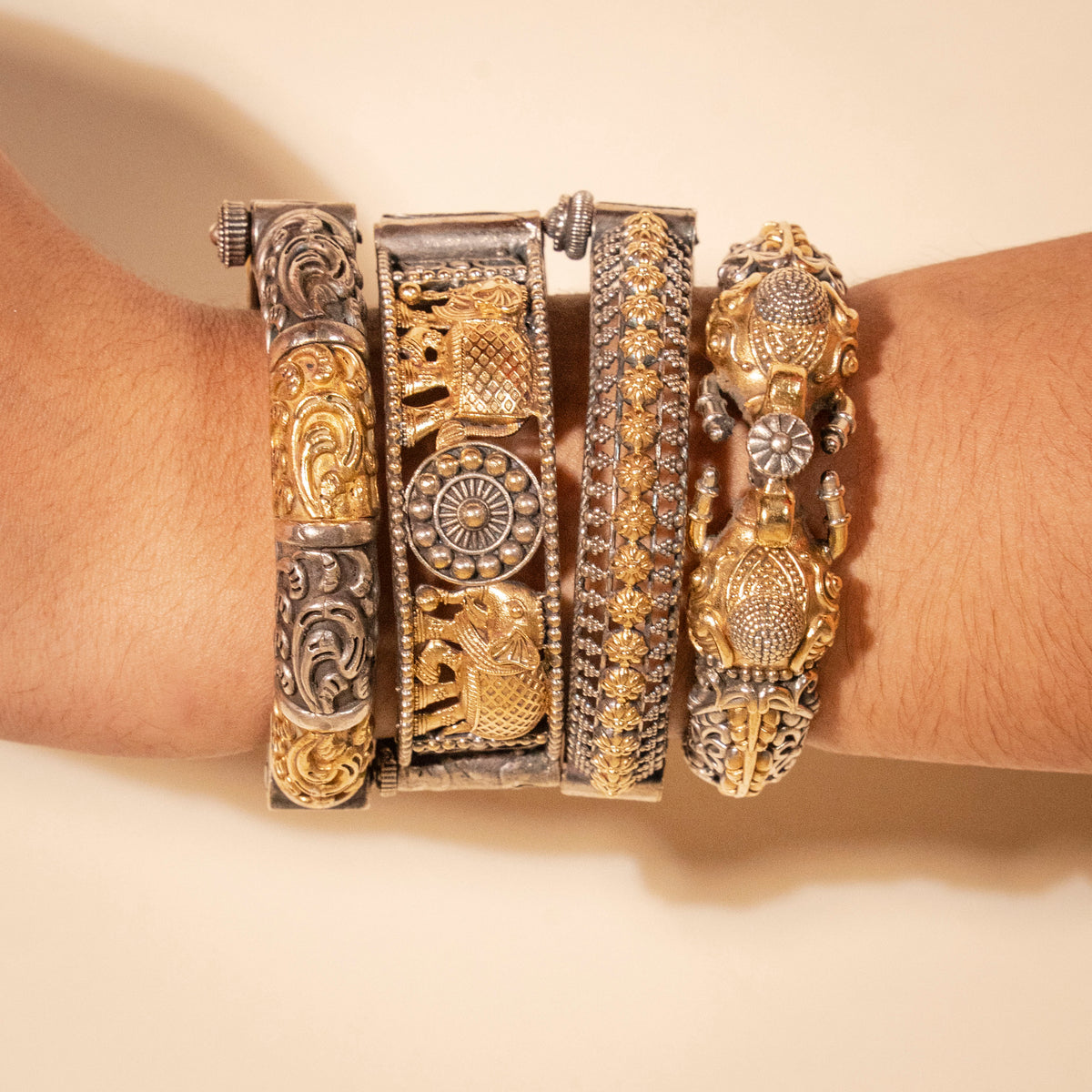 Aarohi - Stack of 5 Bangles