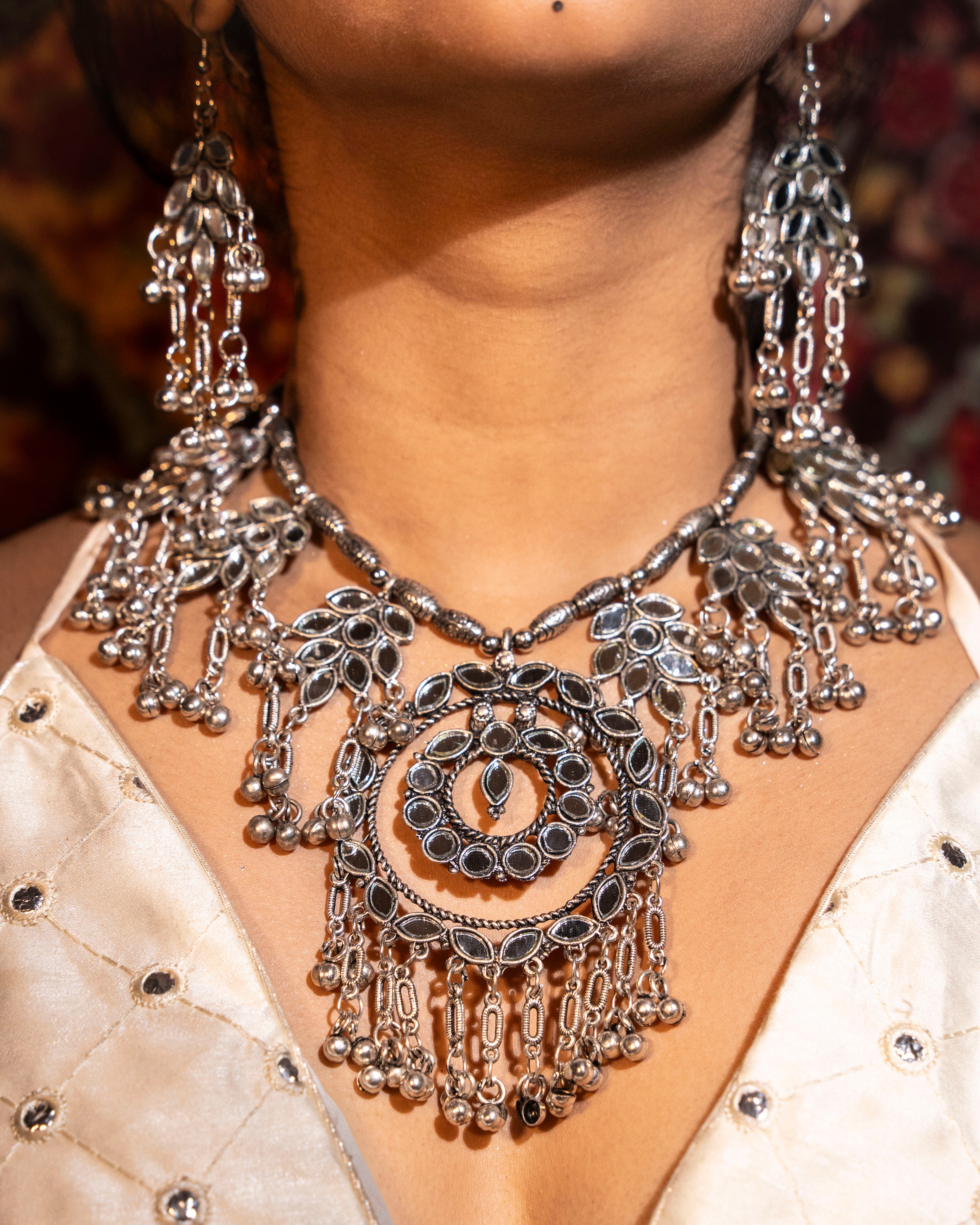 Phool Darpan Necklace Set