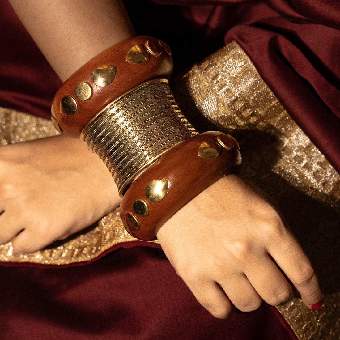 Mira Sunehri Bangle Stack - With Roop Kada