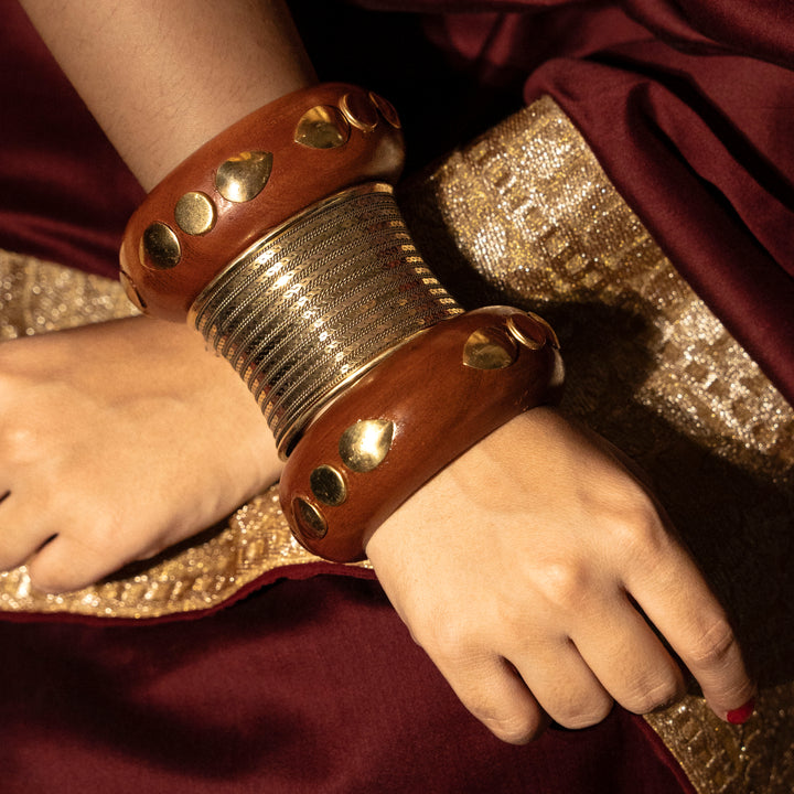 Mira Sunehri Bangle Stack - With Roop Kada