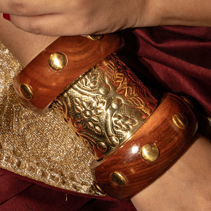 Leela Sunehri Bangle Stack - With Kaarigari Kada