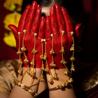 Sunehri Haathphool - A pair