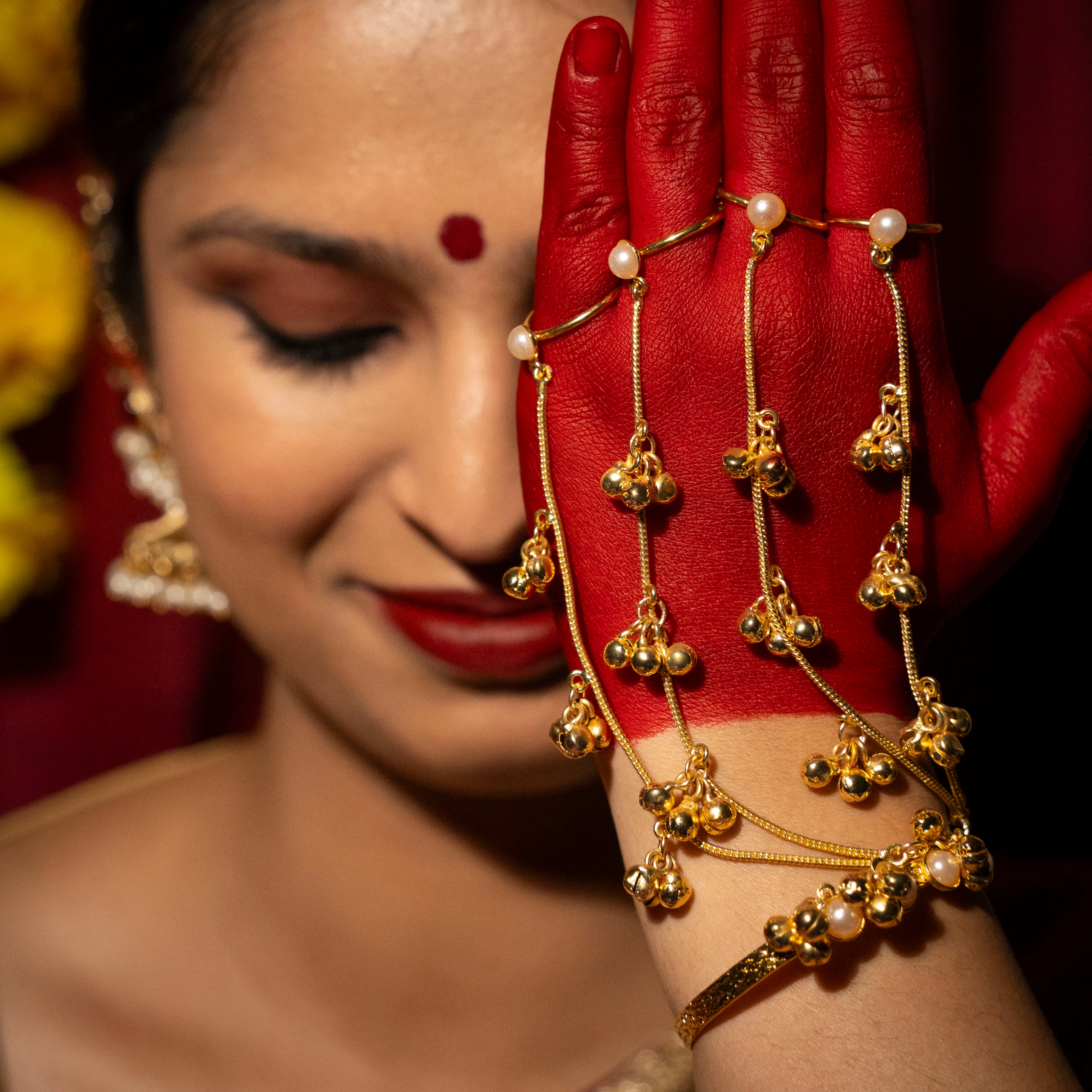 Sunehri Haathphool - Single Piece