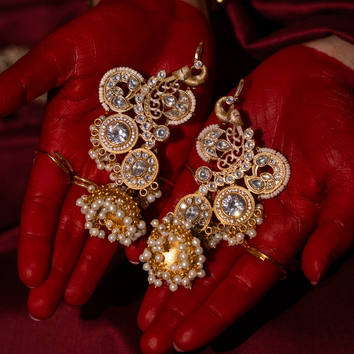 Laxmi Earcuff - White