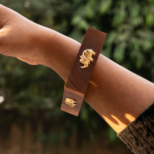 HASTI BANGLE - SINGLE