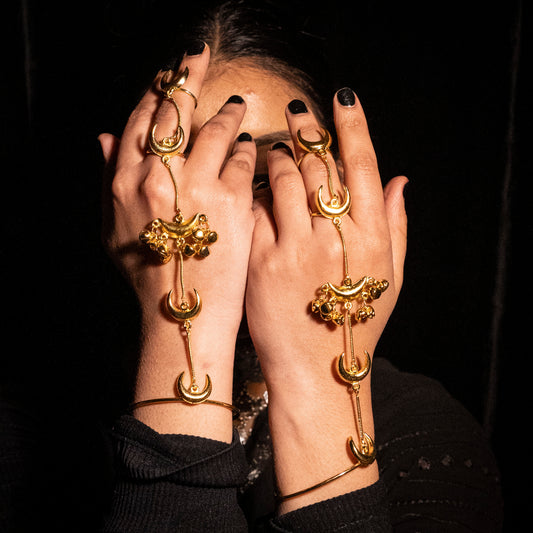 Single Finger Chaand Haathphool - Pair