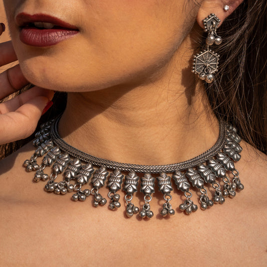 Zariya Oxidised Necklace