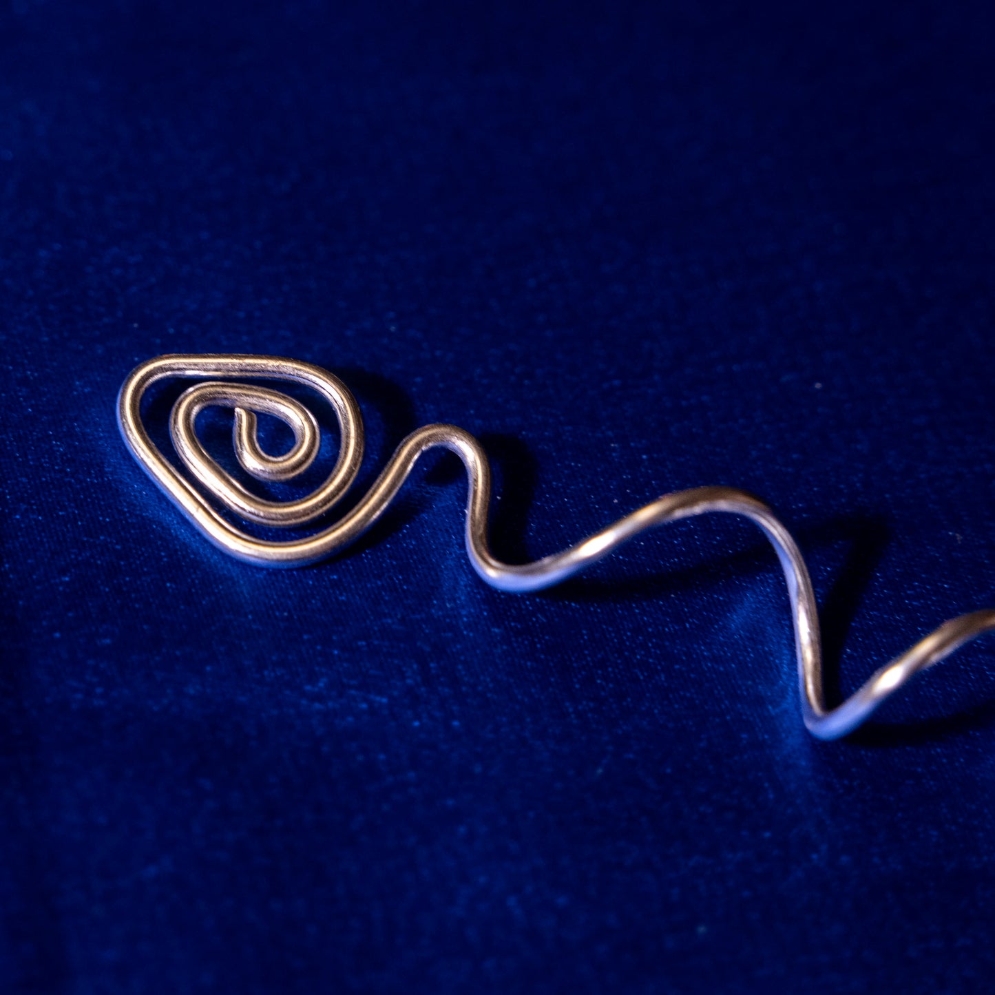 Drop Shaped Head Hair Spring