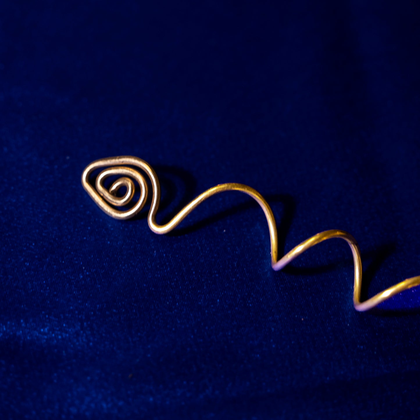 Drop Shaped Head Hair Spring