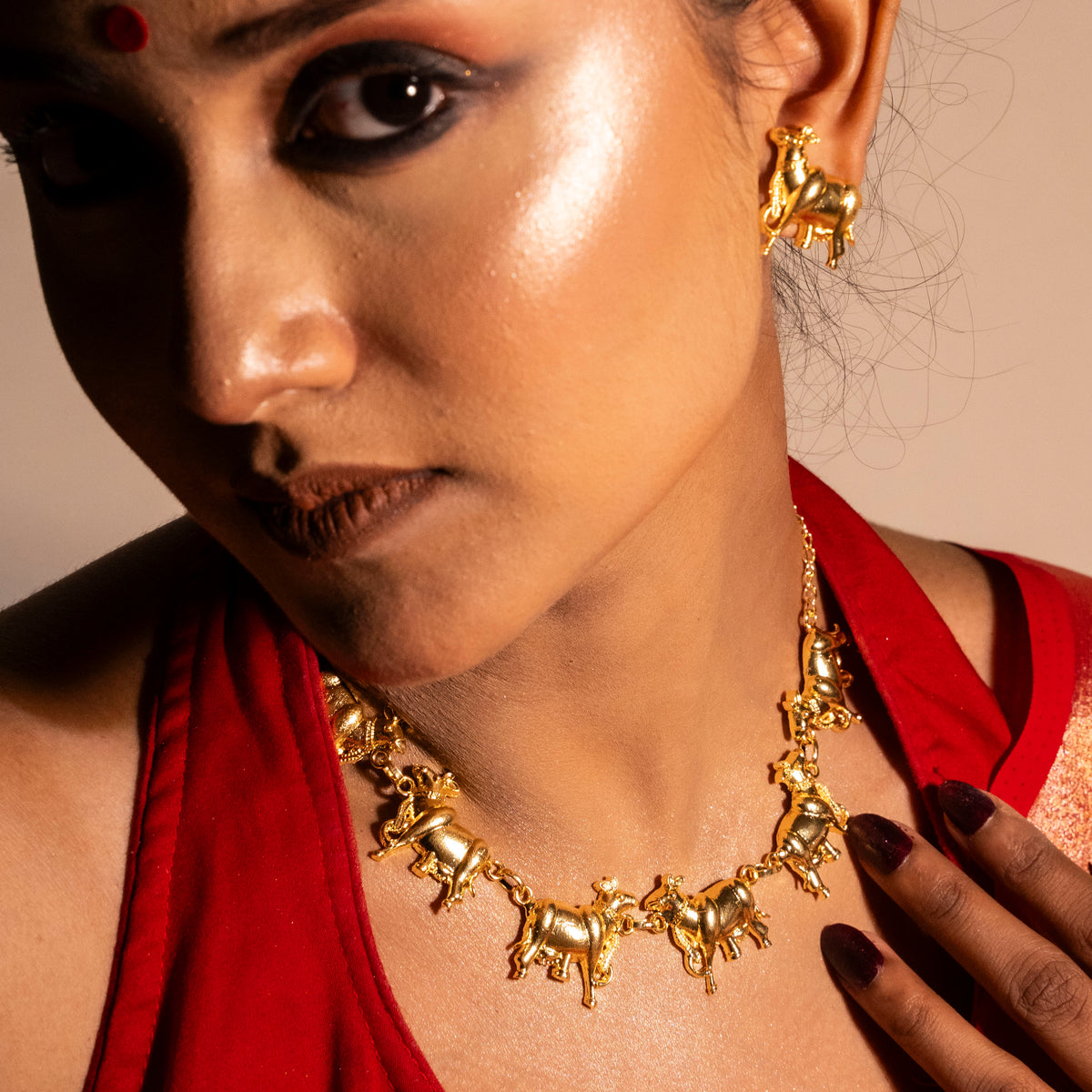 Nandi Necklace Set