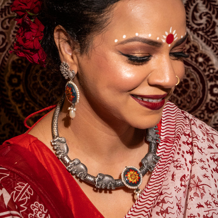 Kaalratri Hasli Necklace Set