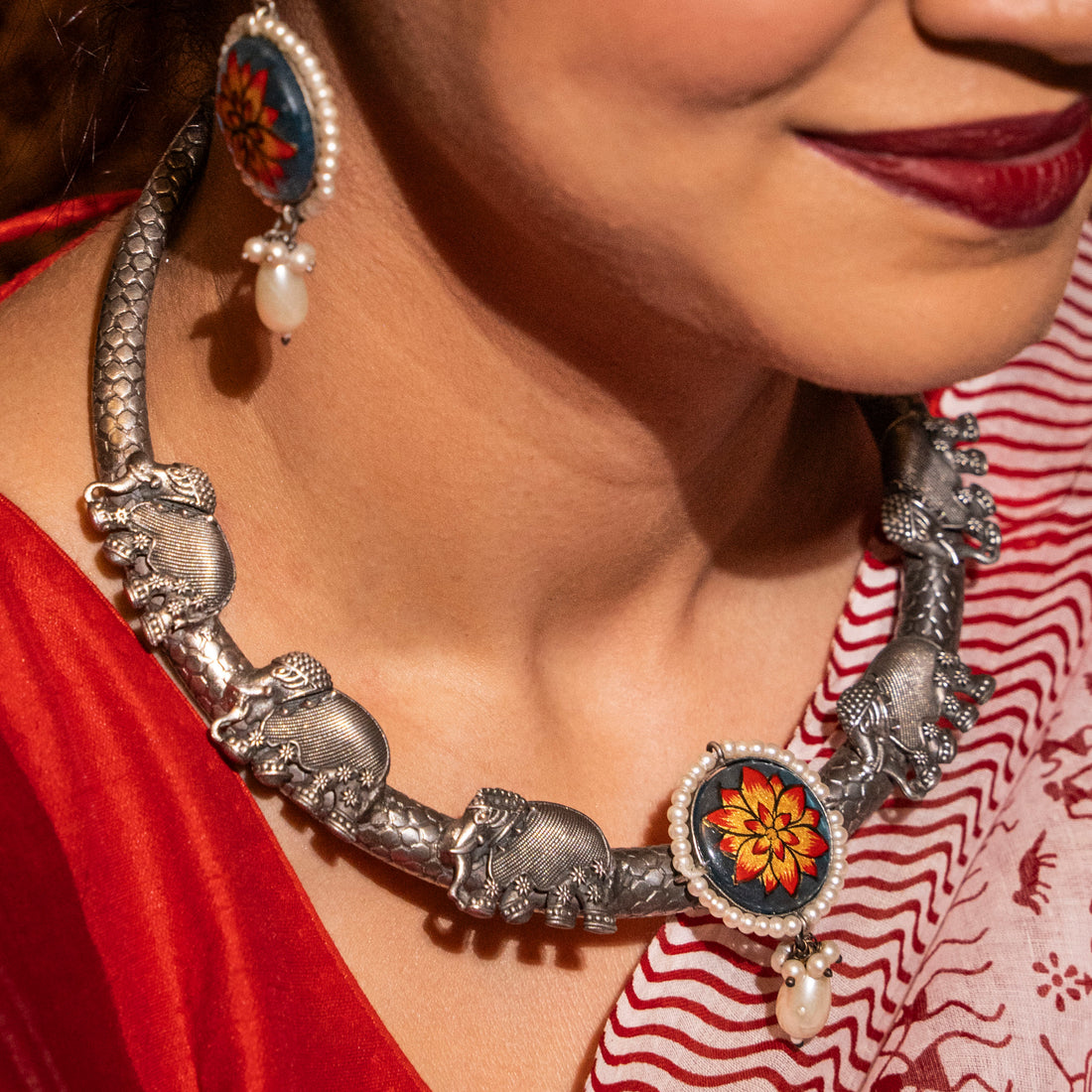 Kaalratri Hasli Necklace Set