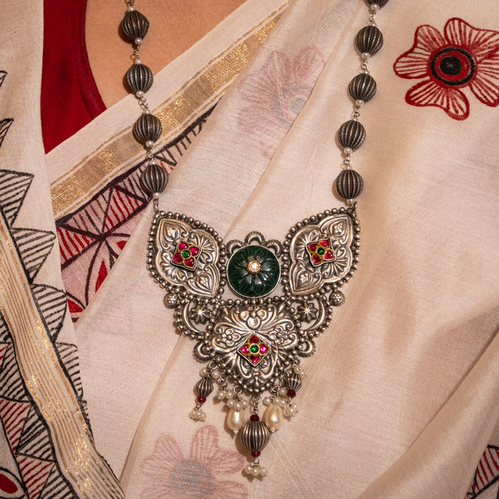 Vaibhavi Long Necklace Set