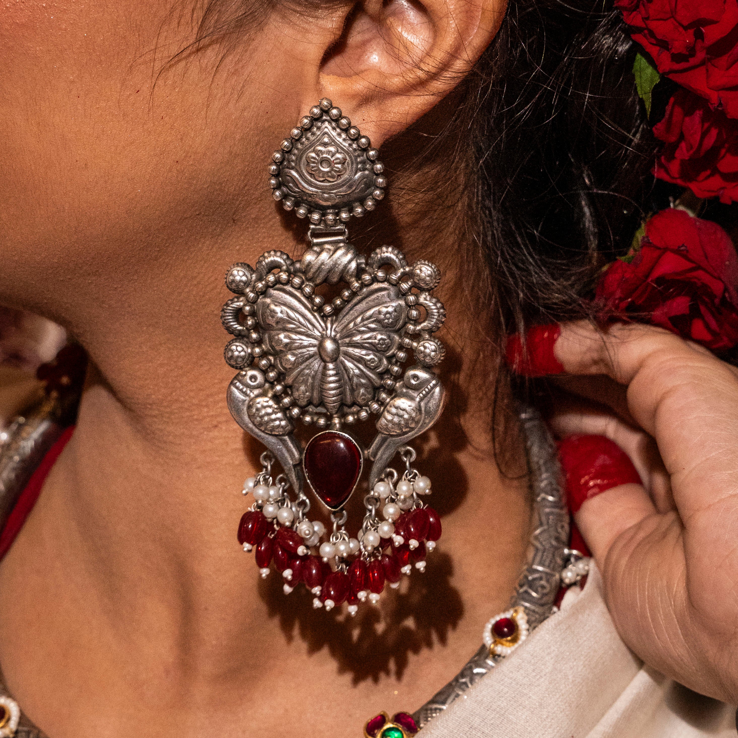 Sharda Hasli Necklace Set