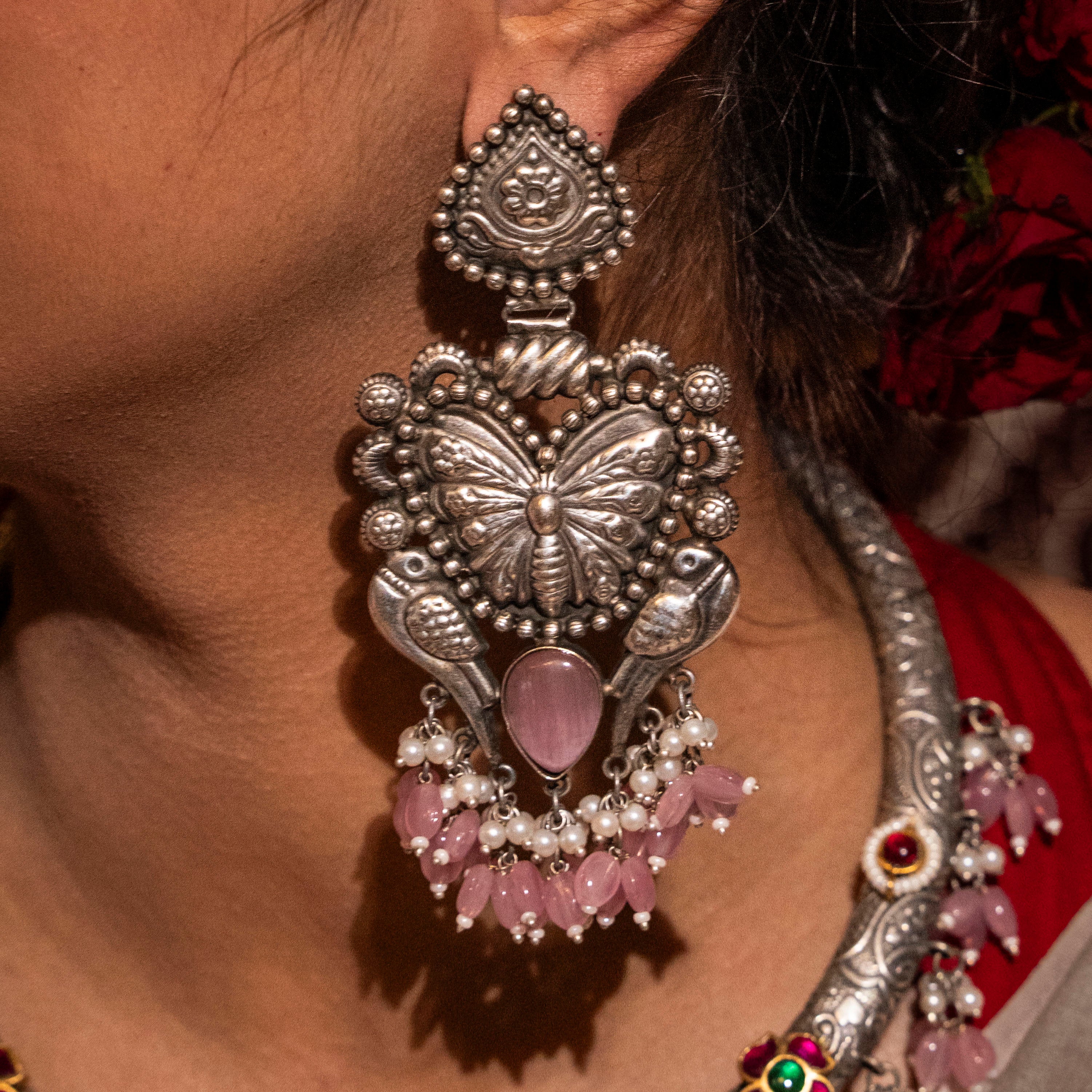 Suprabha Hasli Necklace Set