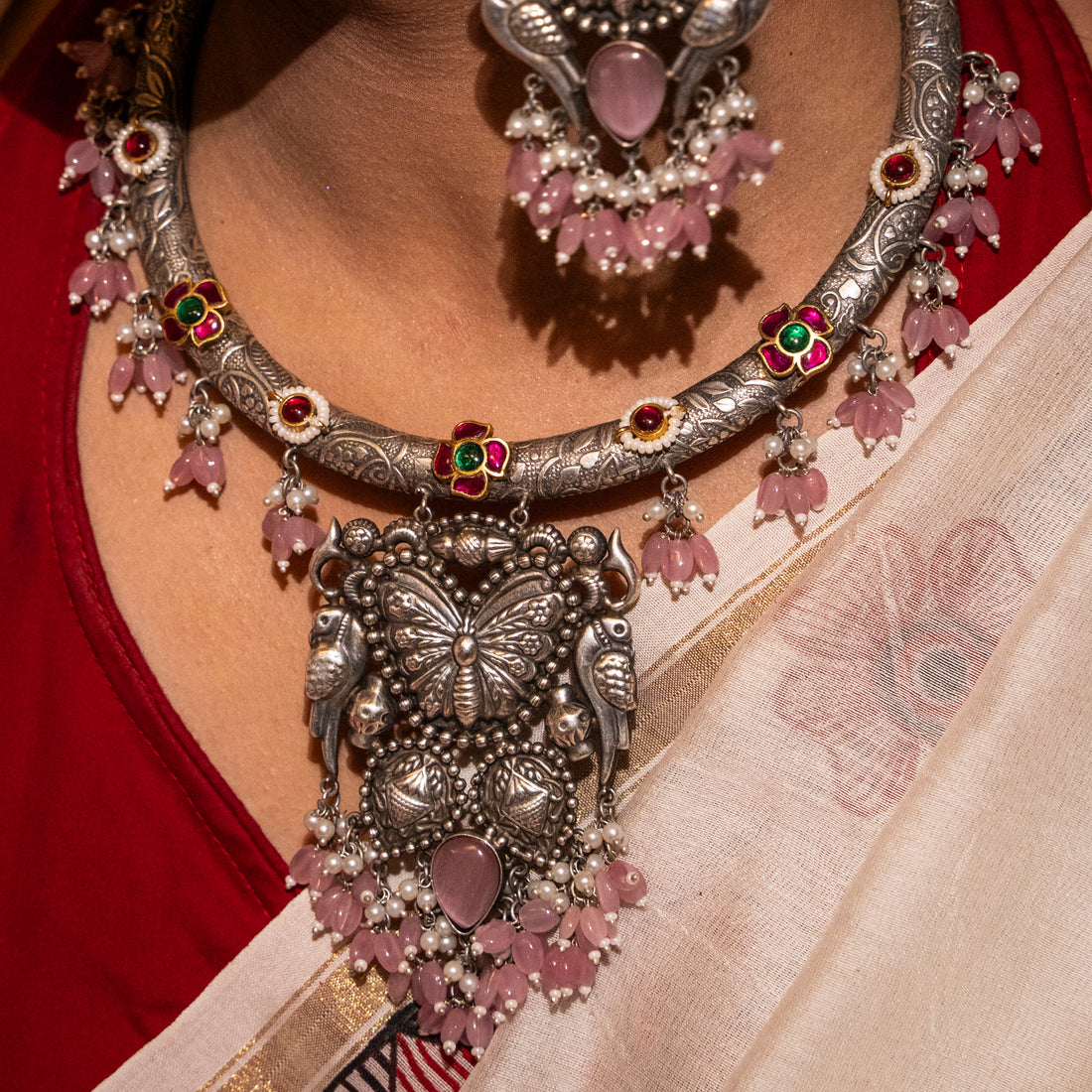 Suprabha Hasli Necklace Set