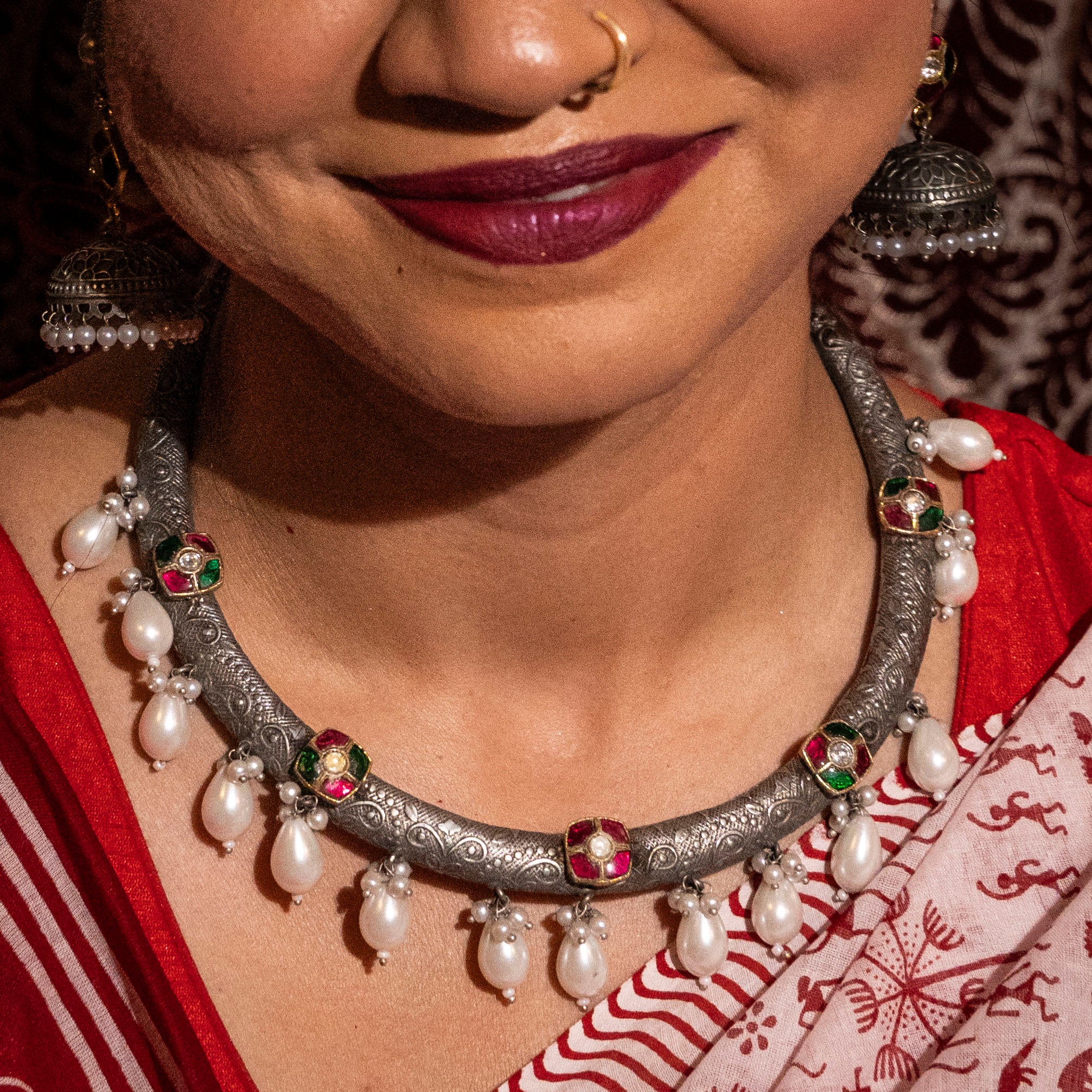 Gauri Hasli Necklace Set