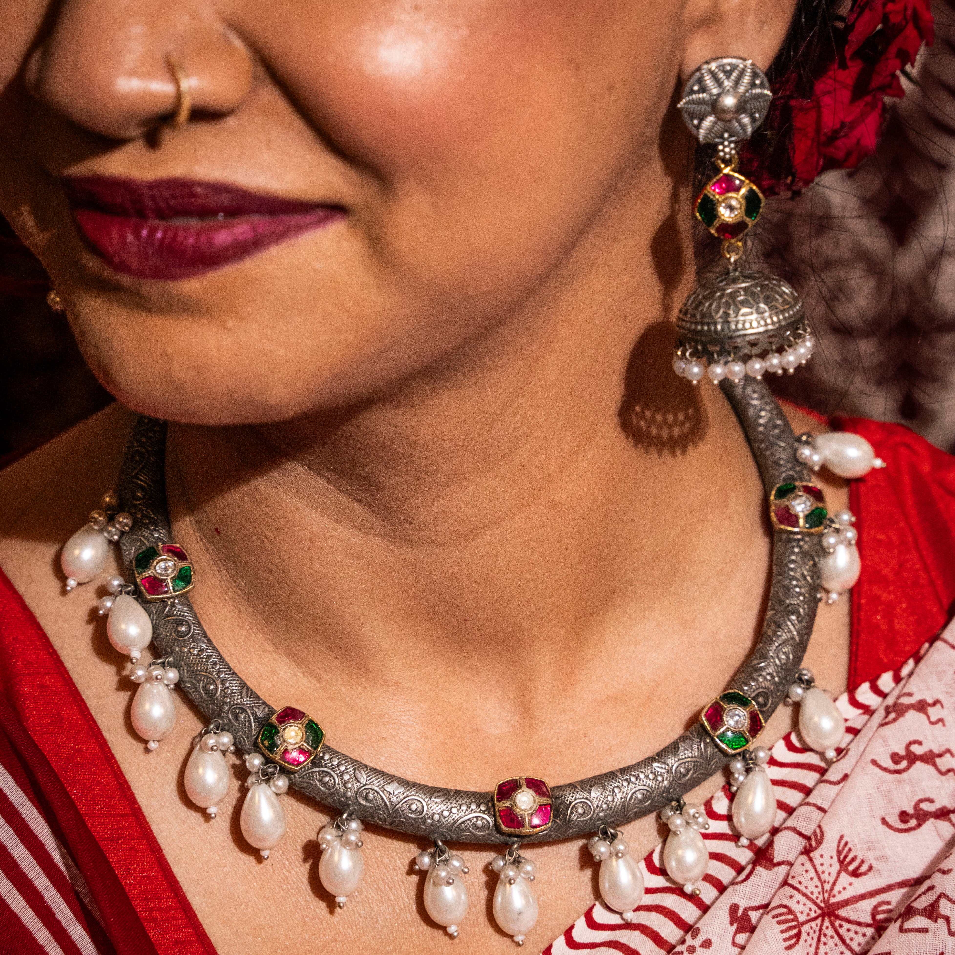 Gauri Hasli Necklace Set