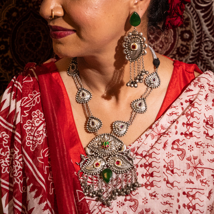 Ekvira Necklace Set