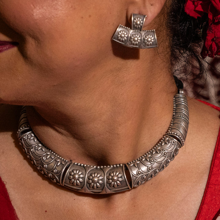 Shankari Necklace Set