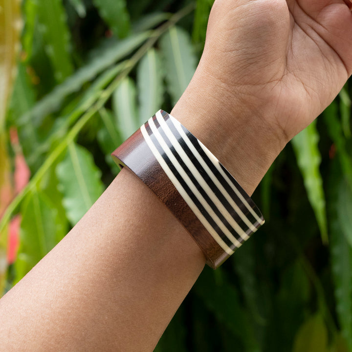 Gulzar Resin Bangle