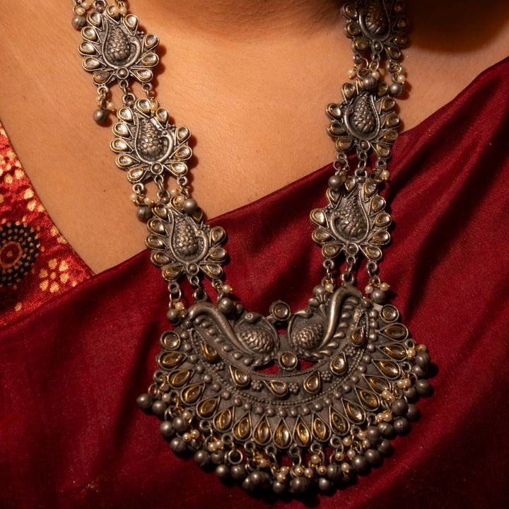 Long Raajsi Kundan Haar Set