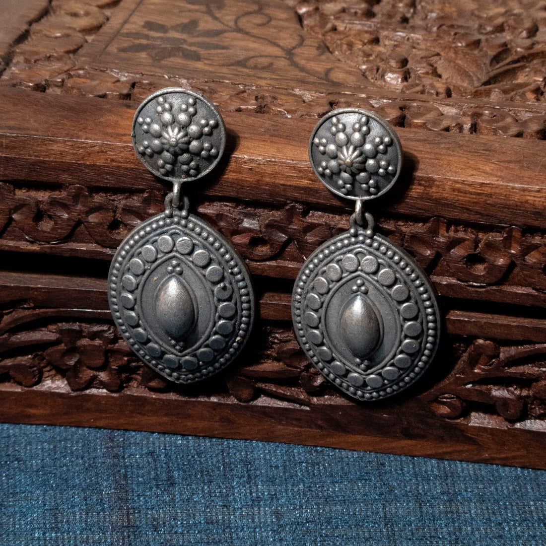 Roohani Earrings